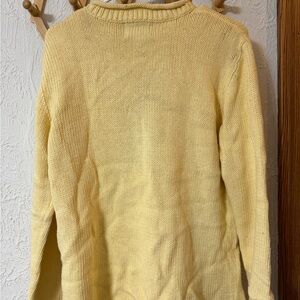 VINTAGE THE QUACKER FACTORY Sz M Xmas Christmas Tree Presents Lg Sleeve Sweater